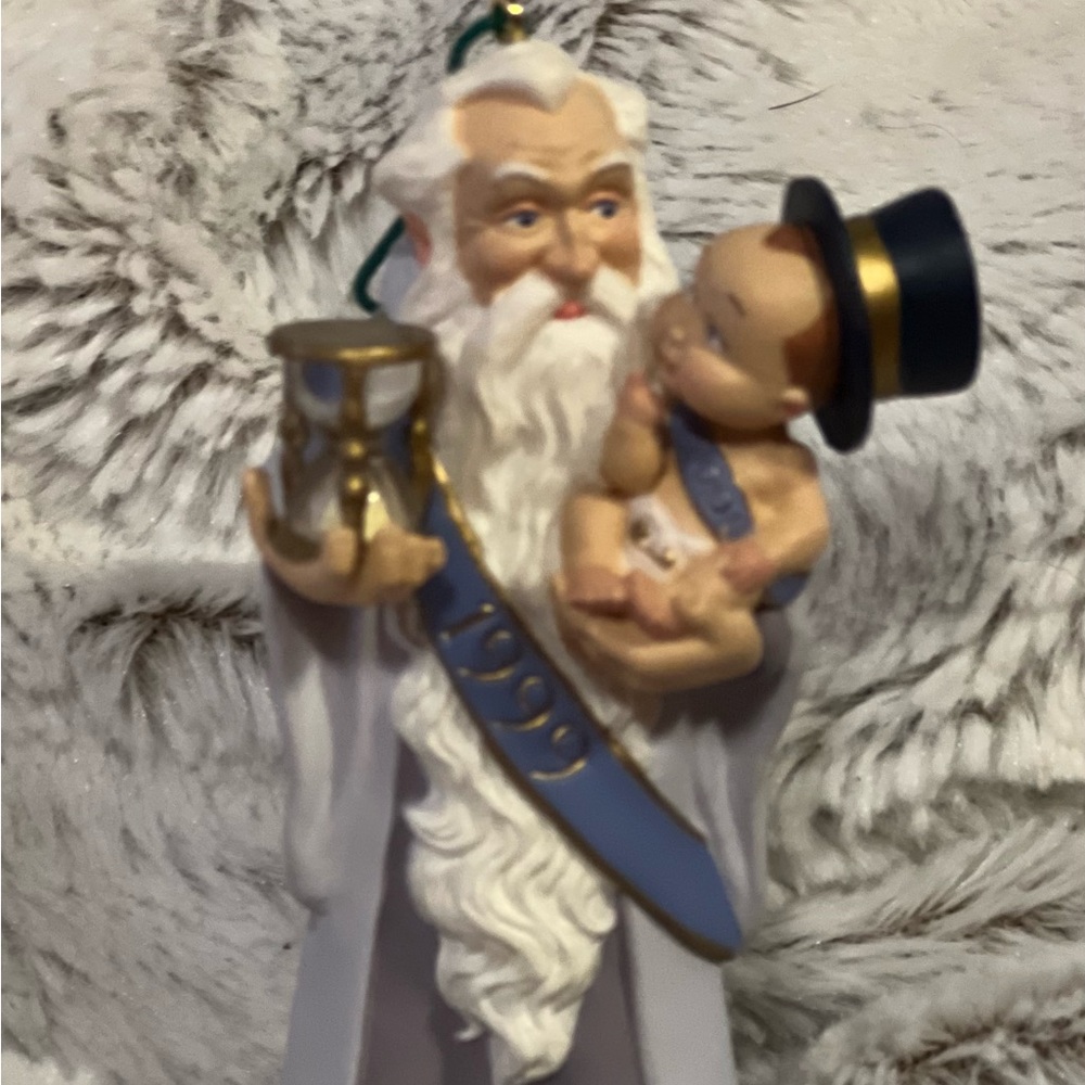 Hallmark keepsake ornament “welcomed to 2000”